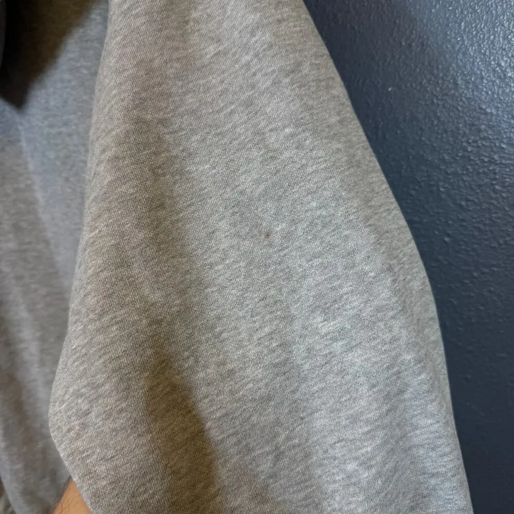 Nike Team XXL men gray Boston Bruins #25 hockey NHL center swoosh hoodie vintage